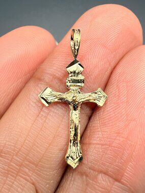14K Yellow gold  Fancy Tiny Crucufix Pendant